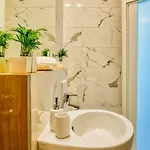 Parkside Centre * Pula