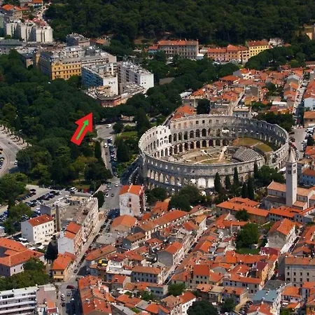 Parkside Centre Pula