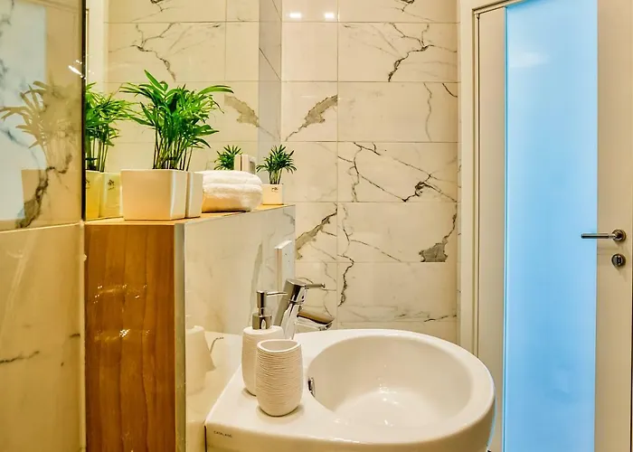 Parkside Centre * 풀라